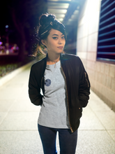 Load image into Gallery viewer, 紋章 | Monshō Crewneck Tee