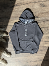 Load image into Gallery viewer, 縫い紋 | Nuimon Hoodie